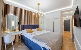 Apartamenty Sun & Snow Sagaris Z Basenem
